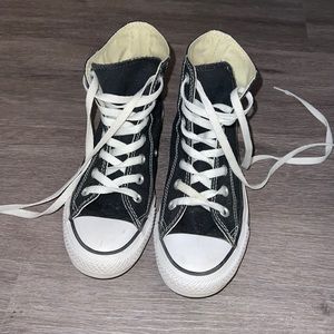 Black Converse high tops